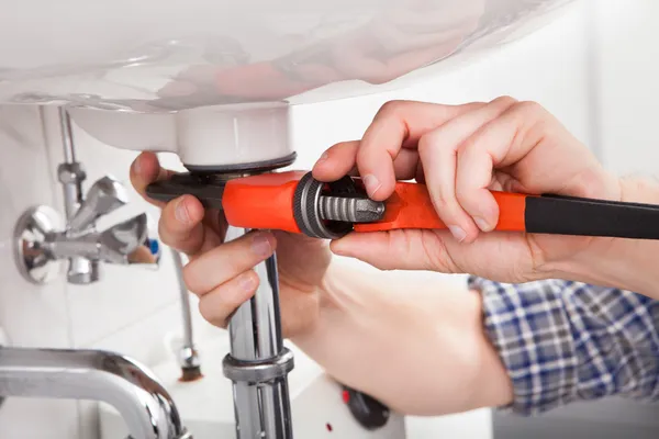 Emergency Plumbing and Electrical Repairs in Saint-Hubert, QC